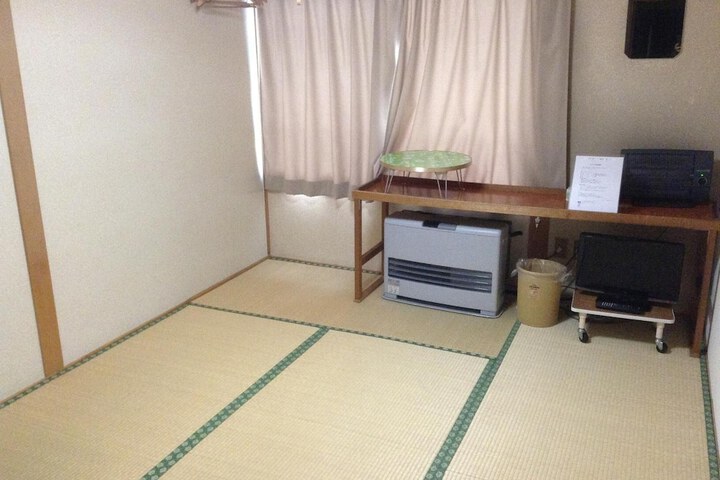 Room 10 of 39