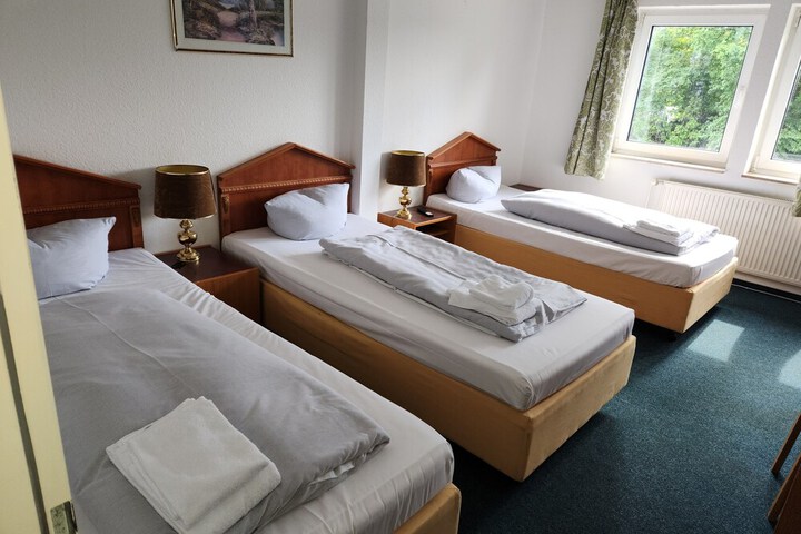 Room 14 of 21