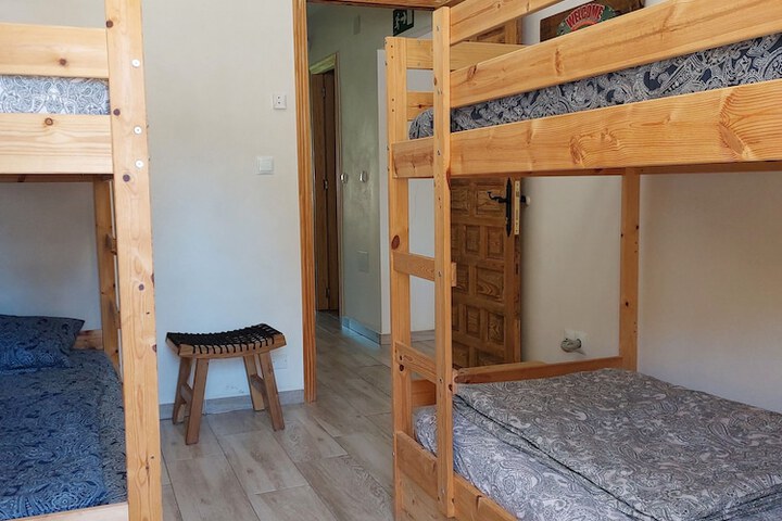 Room 8 of 31