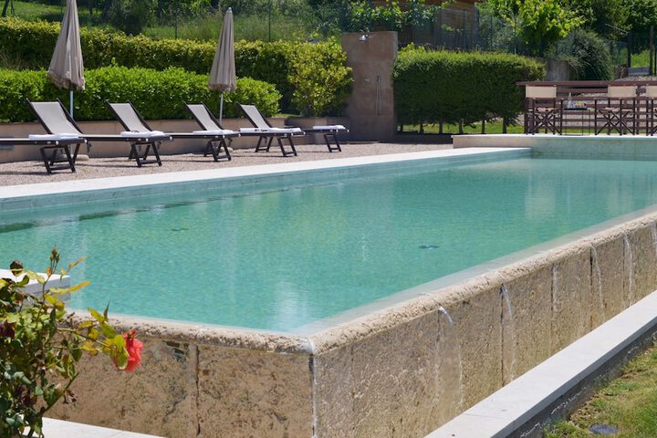 Pool 198 of 216