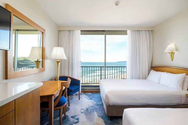 Room 2 of 31