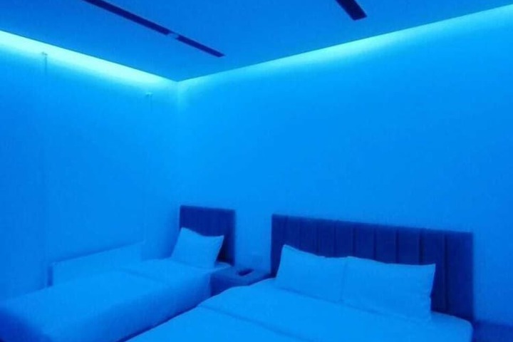 Room 11 of 26