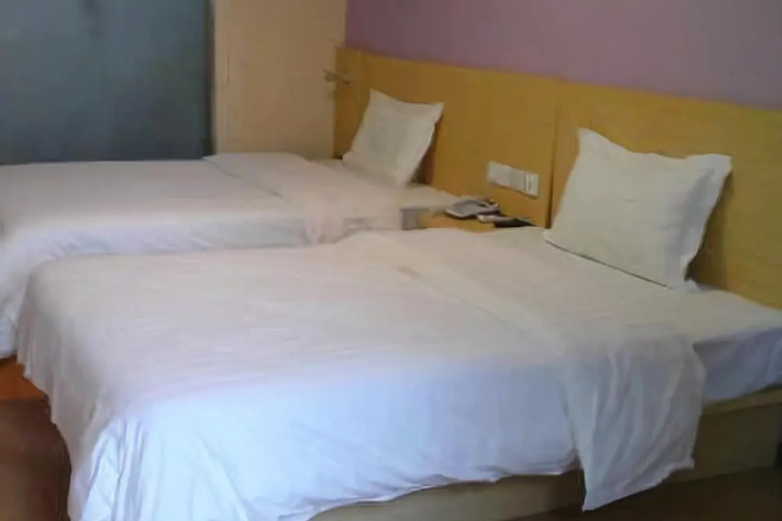Room 20 of 20