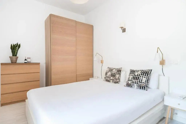 Room 3 of 19