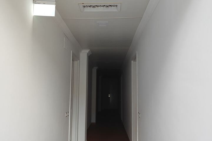 Room 20 of 34
