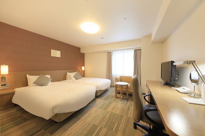Room 18 of 53
