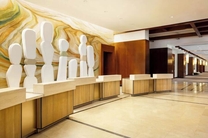Guest Lobby