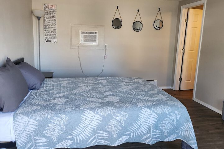 Room 16 of 35