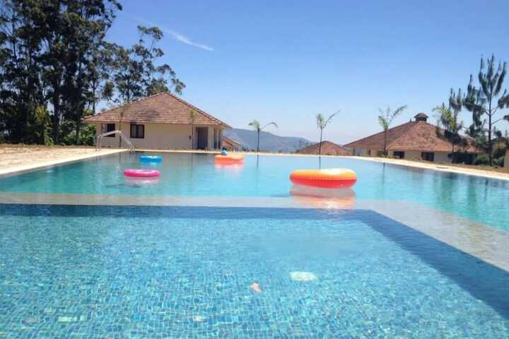 Pool 38 of 68