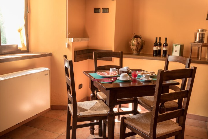Dining 98 of 113