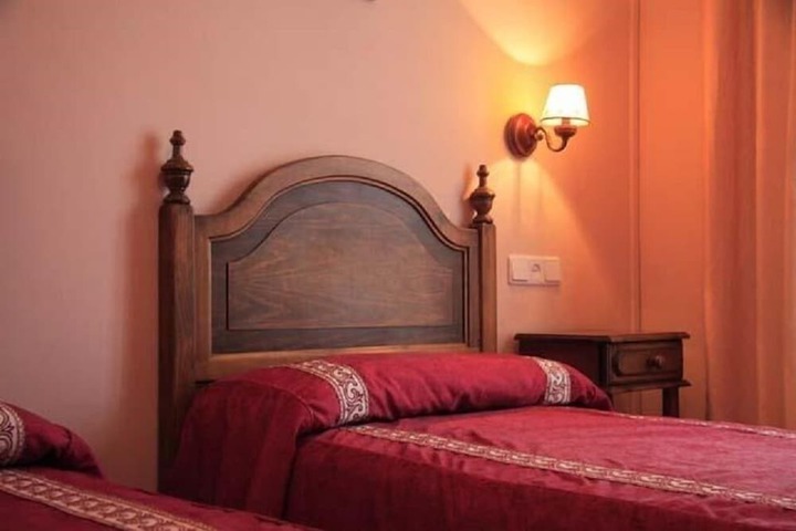 Room 3 of 25
