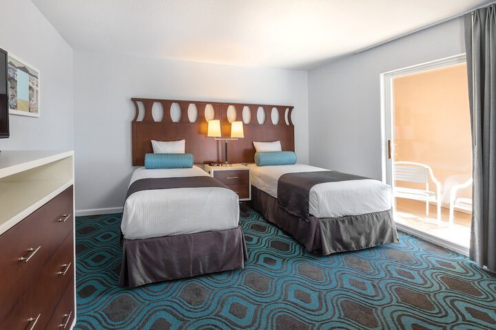 Room 5 of 24