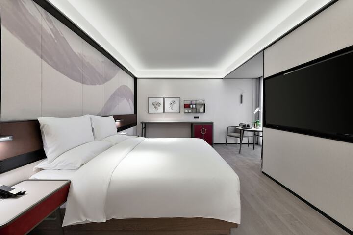 Room 12 of 39