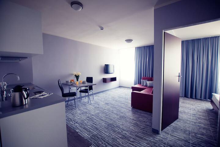 Room 13 of 73