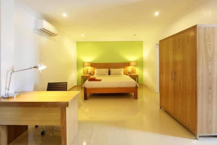 Room 9 of 52