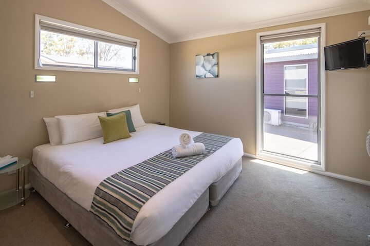 Room 4 of 41