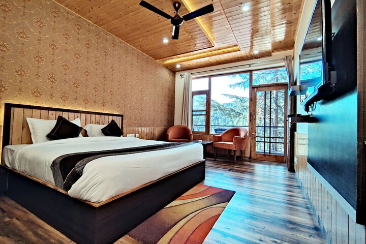 Room 7 of 28