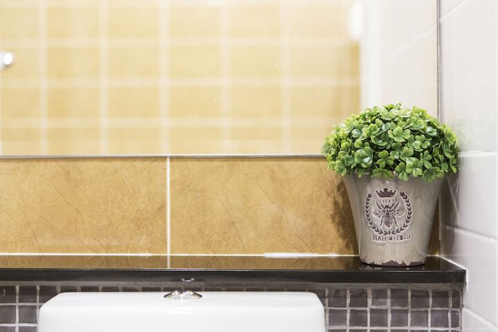 Clean Restrooms