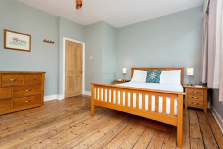 Room 15 of 20