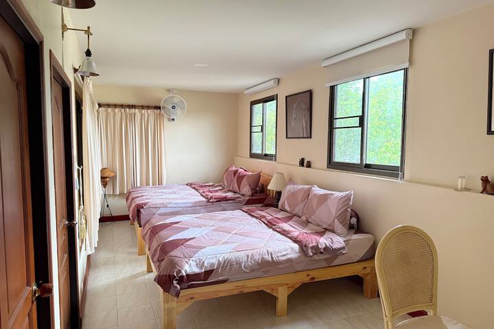 Room 13 of 39