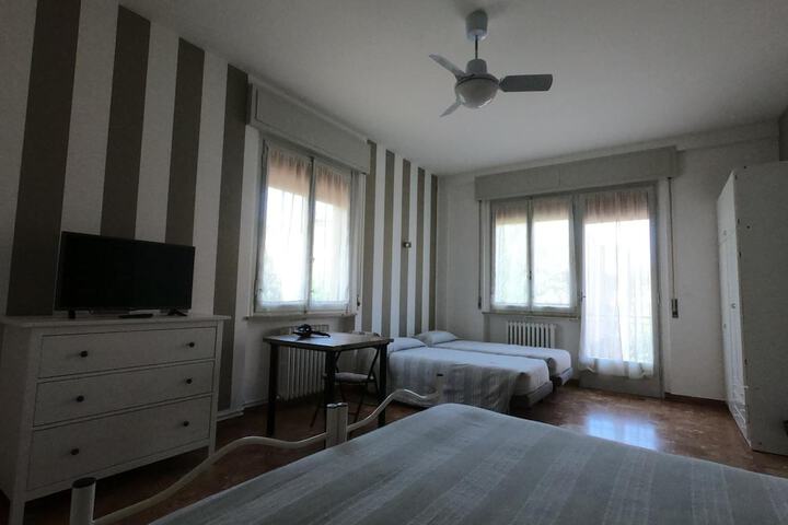 Room 25 of 67