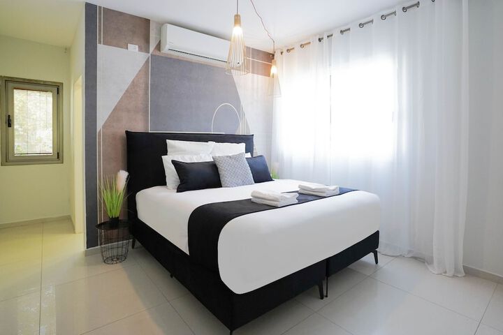 Room 20 of 74
