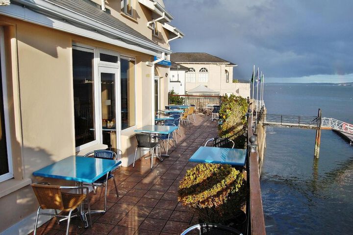 Terrace/Patio 12 of 33