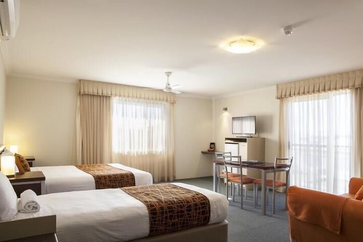 Room 34 of 49