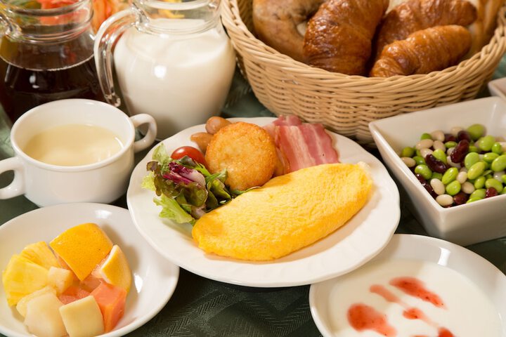 Breakfast/Coffee Service 28 of 33