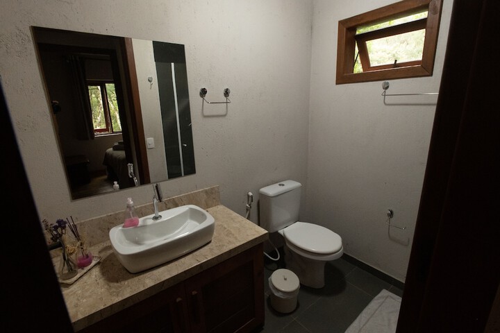 Room 206 of 259