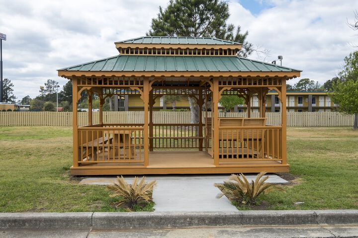 BBQ/picnic area
