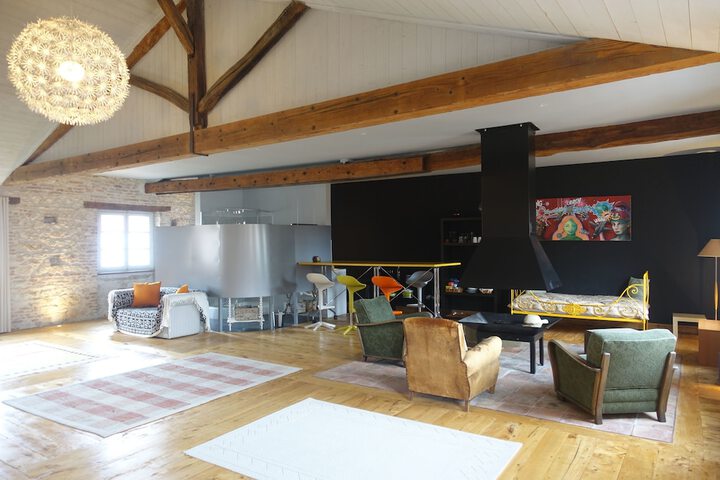 Room 9 of 36
