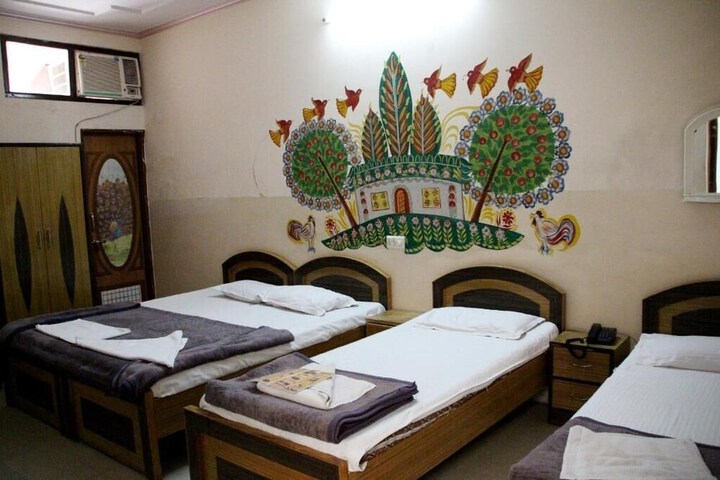 Room 7 of 38