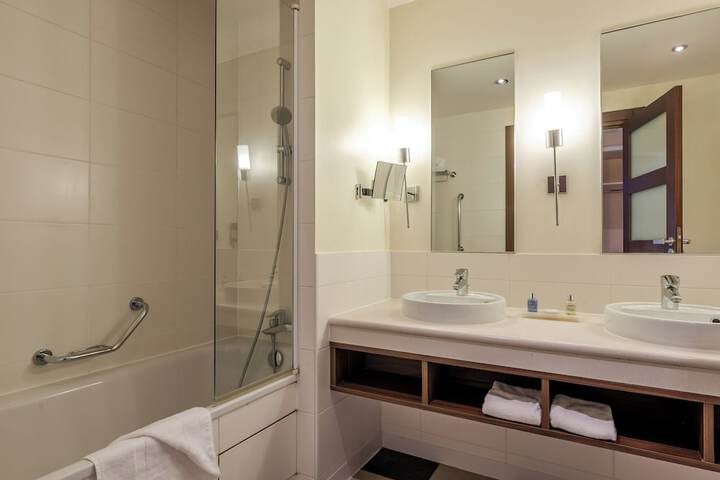 Bath Interior