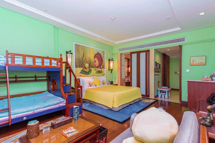 Room 13 of 149