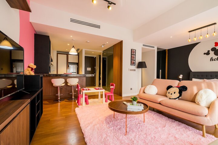 Room 105 of 216