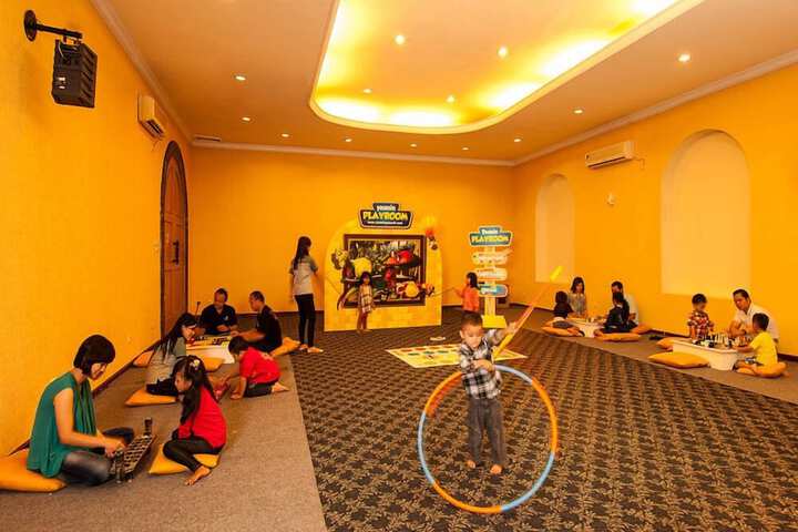 Children's play area - indoor