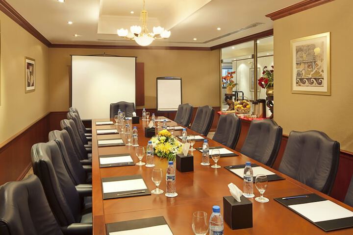 Meeting facility