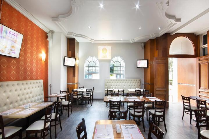 Dining Photos