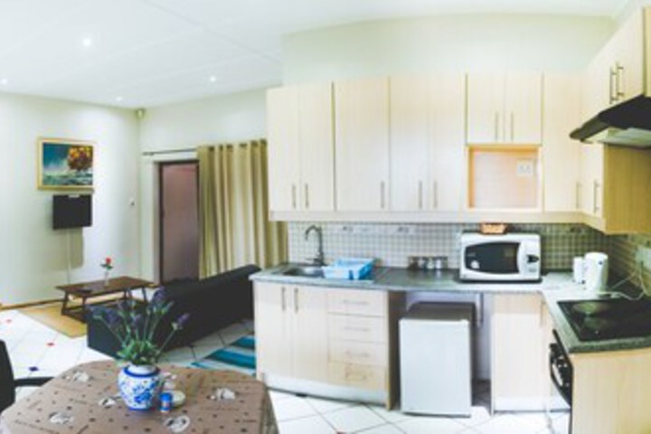 Room 16 of 22
