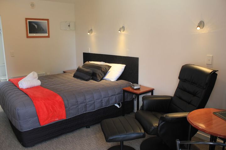 Room 5 of 43