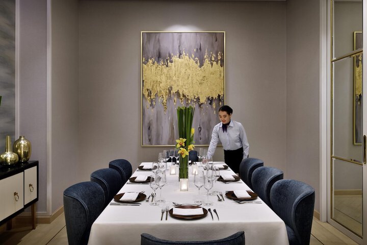 Dining 80 of 107