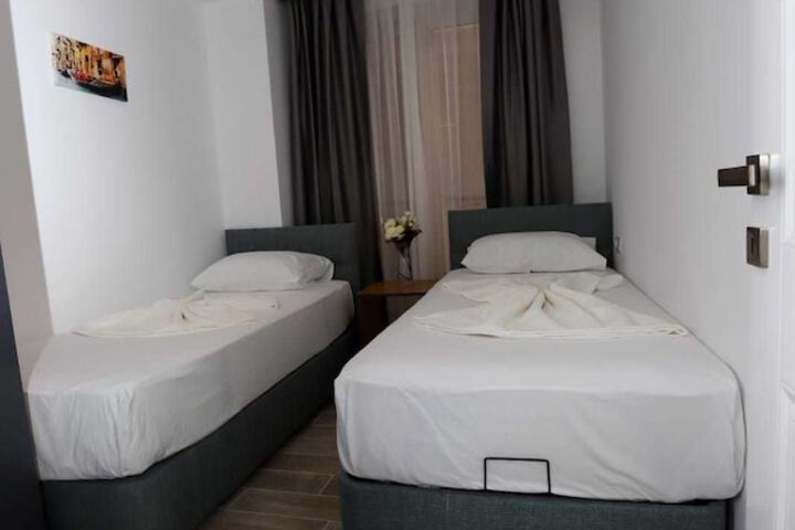 Room 3 of 14
