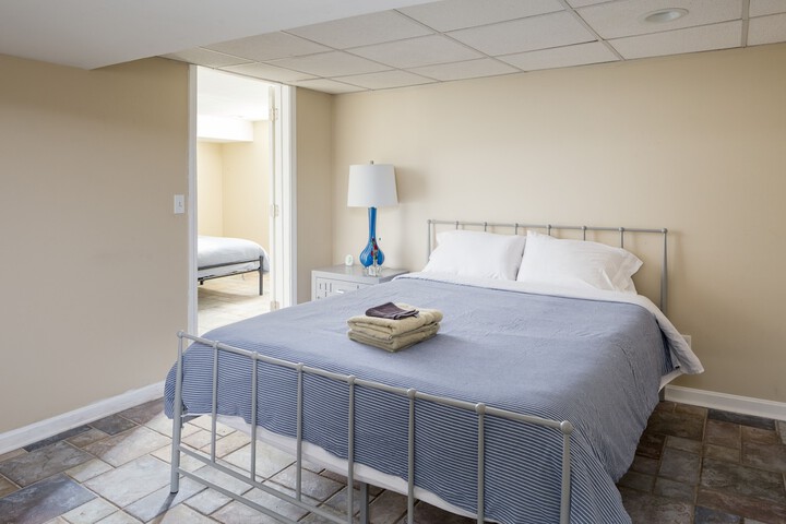Room 2 of 26