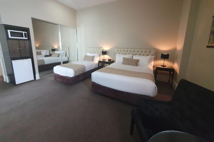 Room 11 of 43