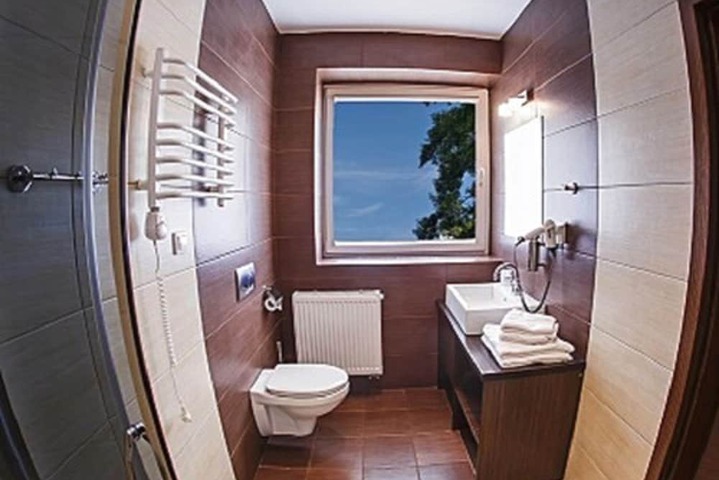 Clean Restrooms
