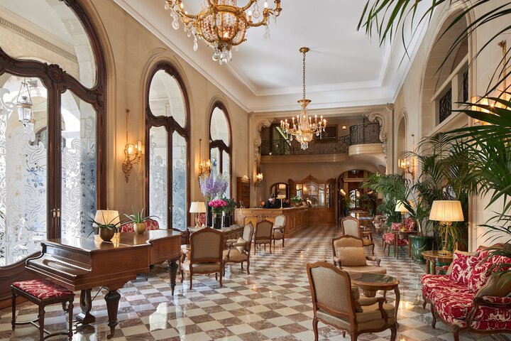 Lobby Photos