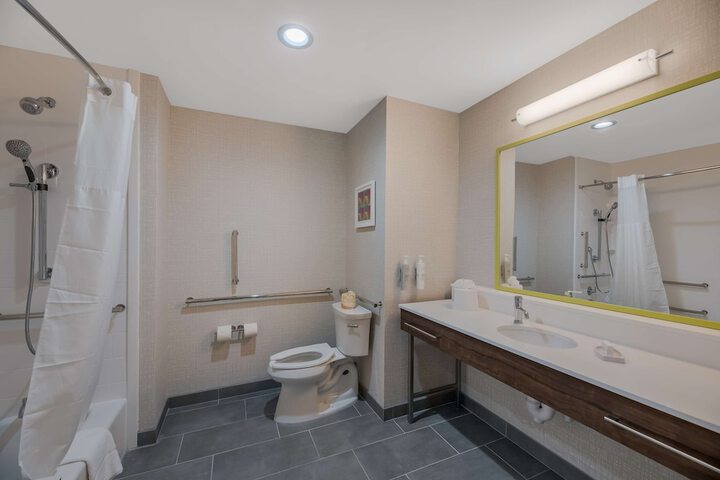 Bathroom shower