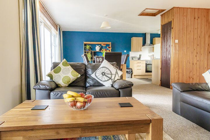 Room 15 of 30