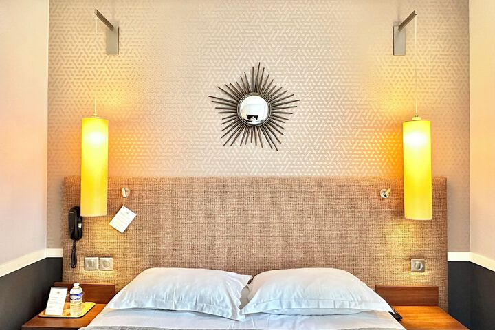 Room 19 of 53
